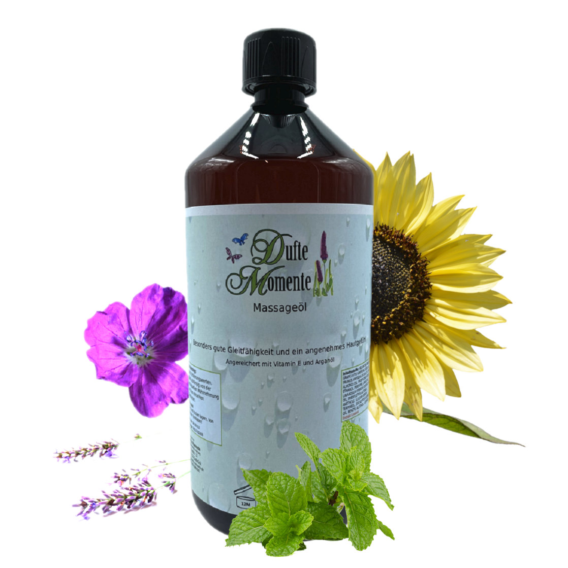 Massageölflasche in Braunglas, umrahmt mit Früchten und Kräutern