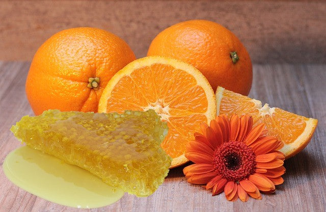 Orangen und Honigwabe
